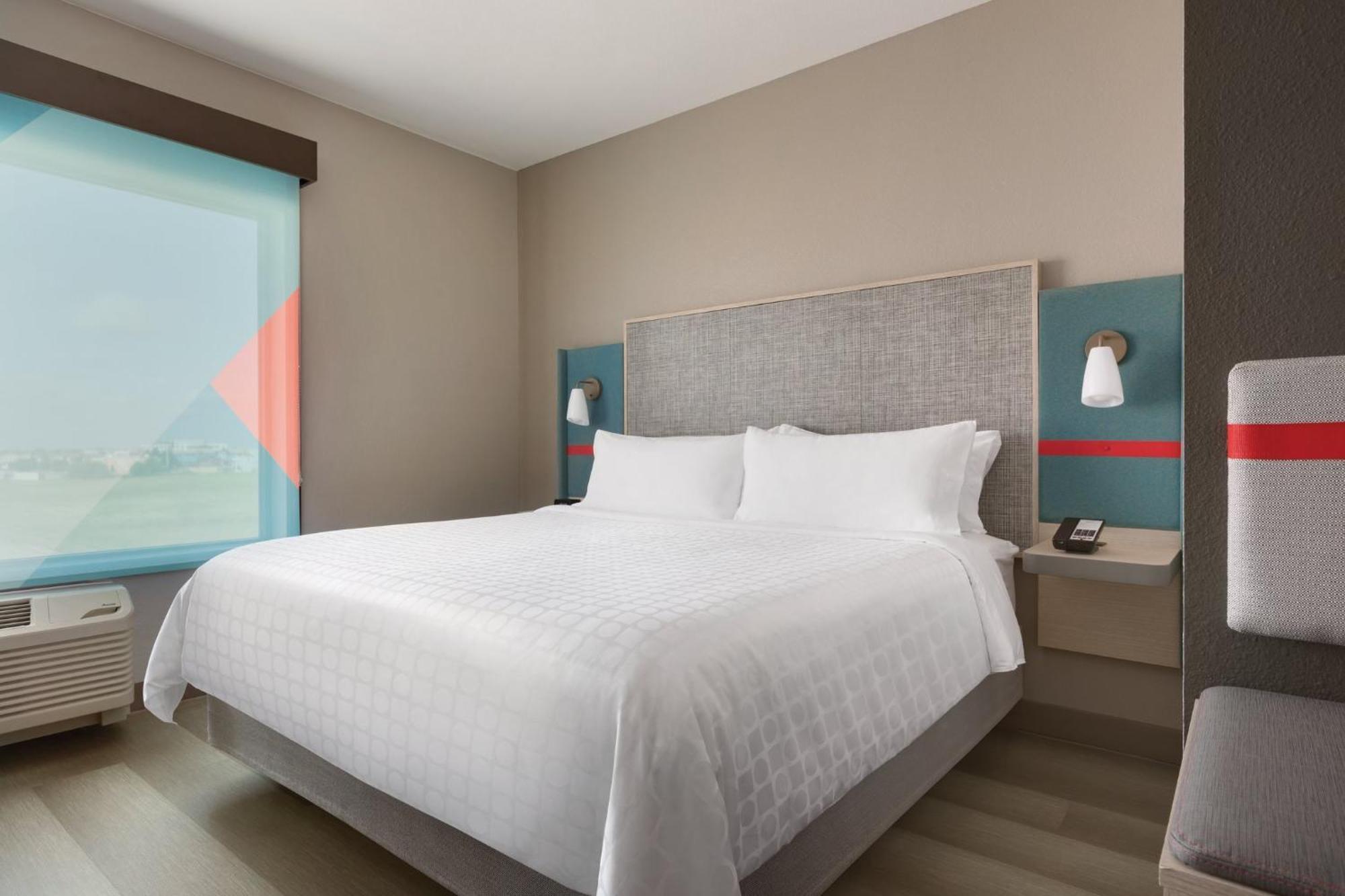 Avid Hotels - Brooklyn Dyker Heights By Ihg New York Bagian luar foto